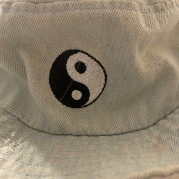 Bucket Hat - Picture 5 of 6